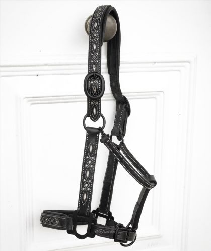 Repujada Leather Halter